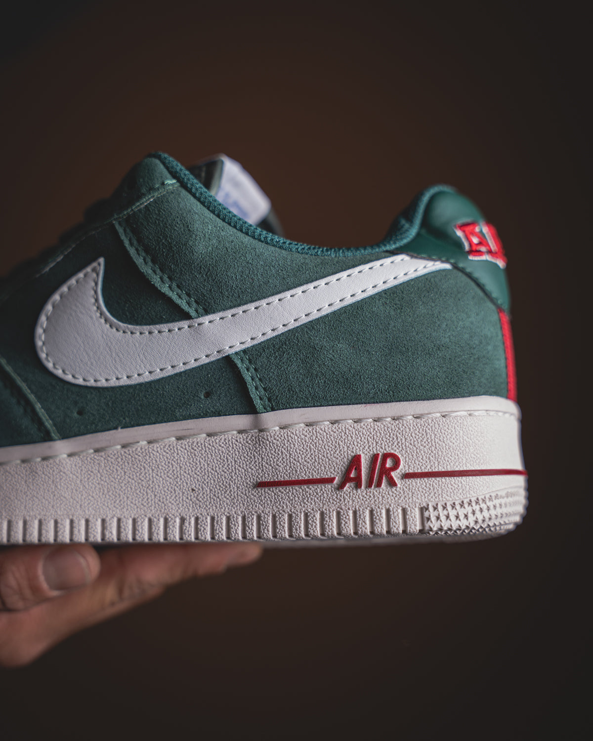Nike Air Force One LX