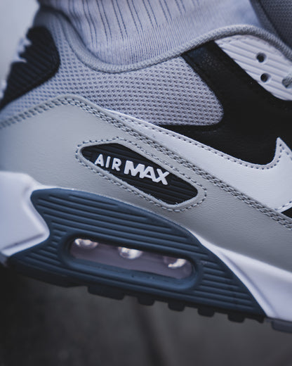 Nike Air Max 90