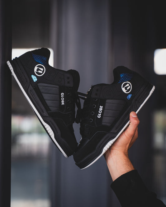 Globe Tilt Skate