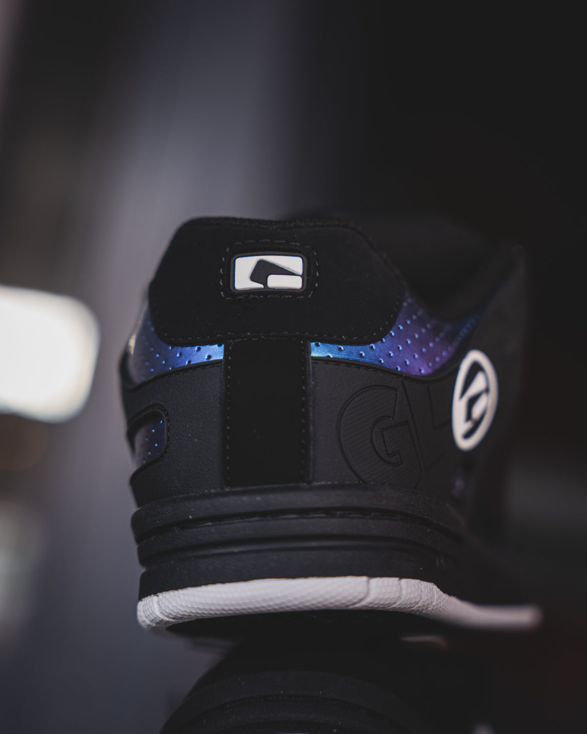 Globe Tilt Skate
