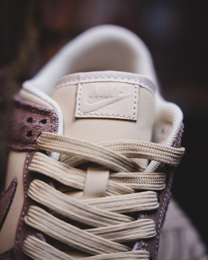 Nike SB Dunk Low Pro