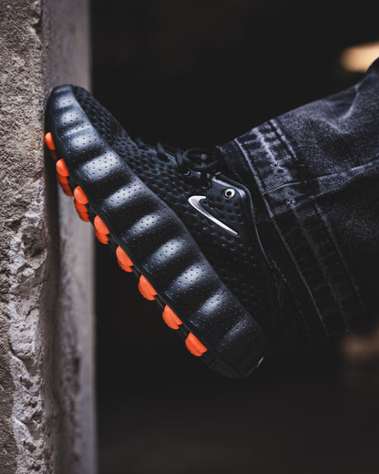 Nike Mind 002