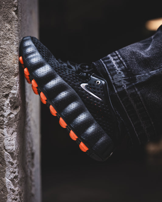 Nike Mind 002