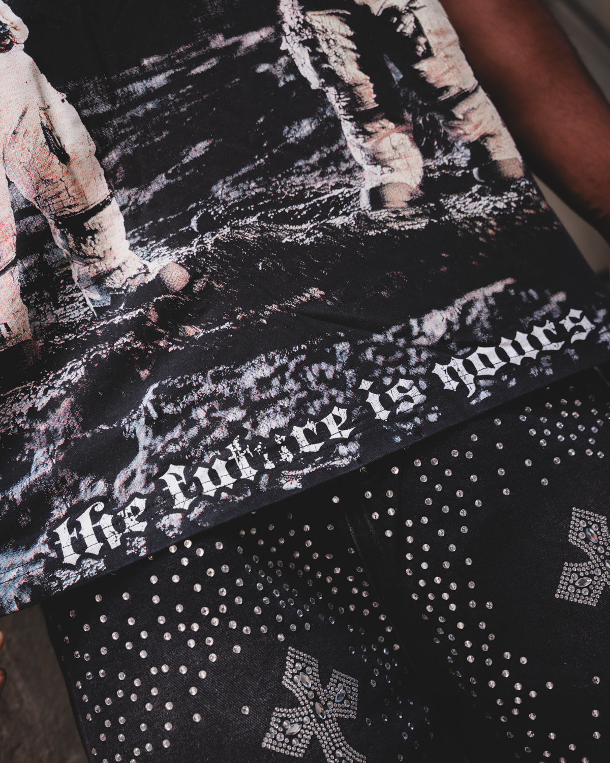 Camiseta Godspeed The Future Is Yours