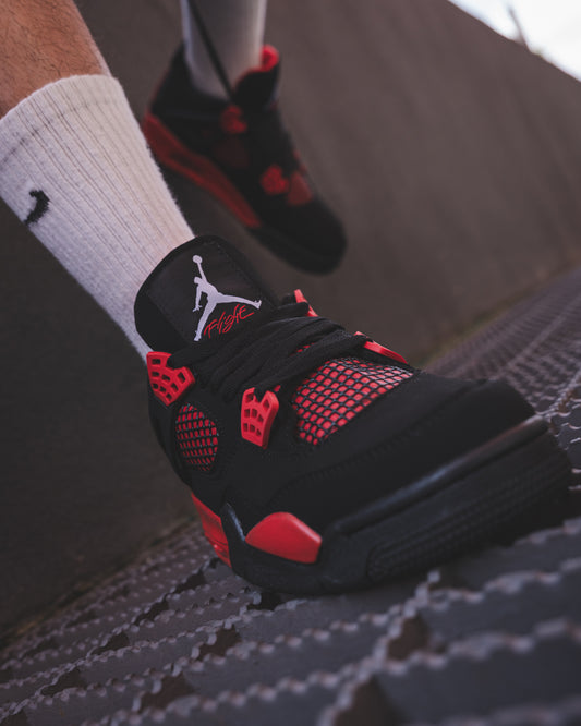 Jordan Retro 4 Red Thunder