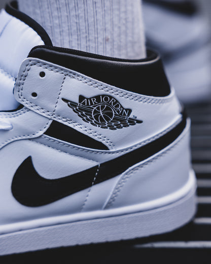 Air Jordan 1 Mid