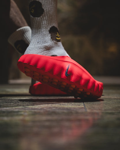 Nike Mind 001