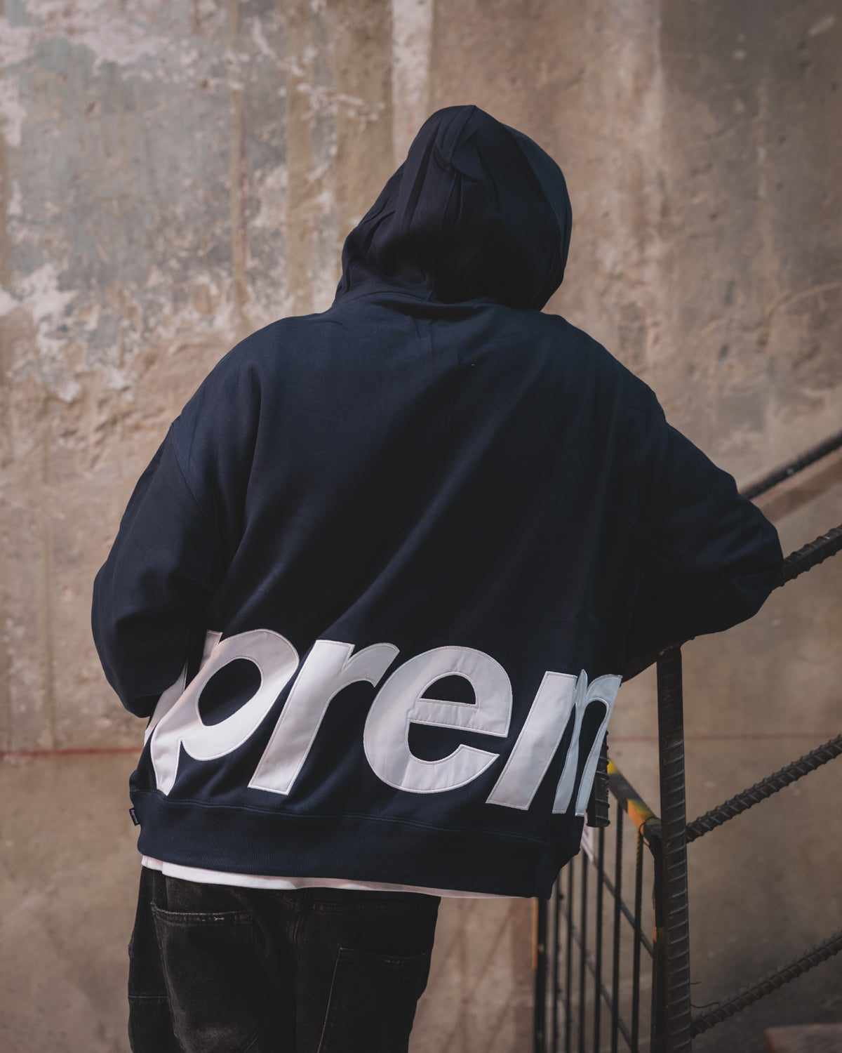 Buzo Supreme Big Logo Zip Up