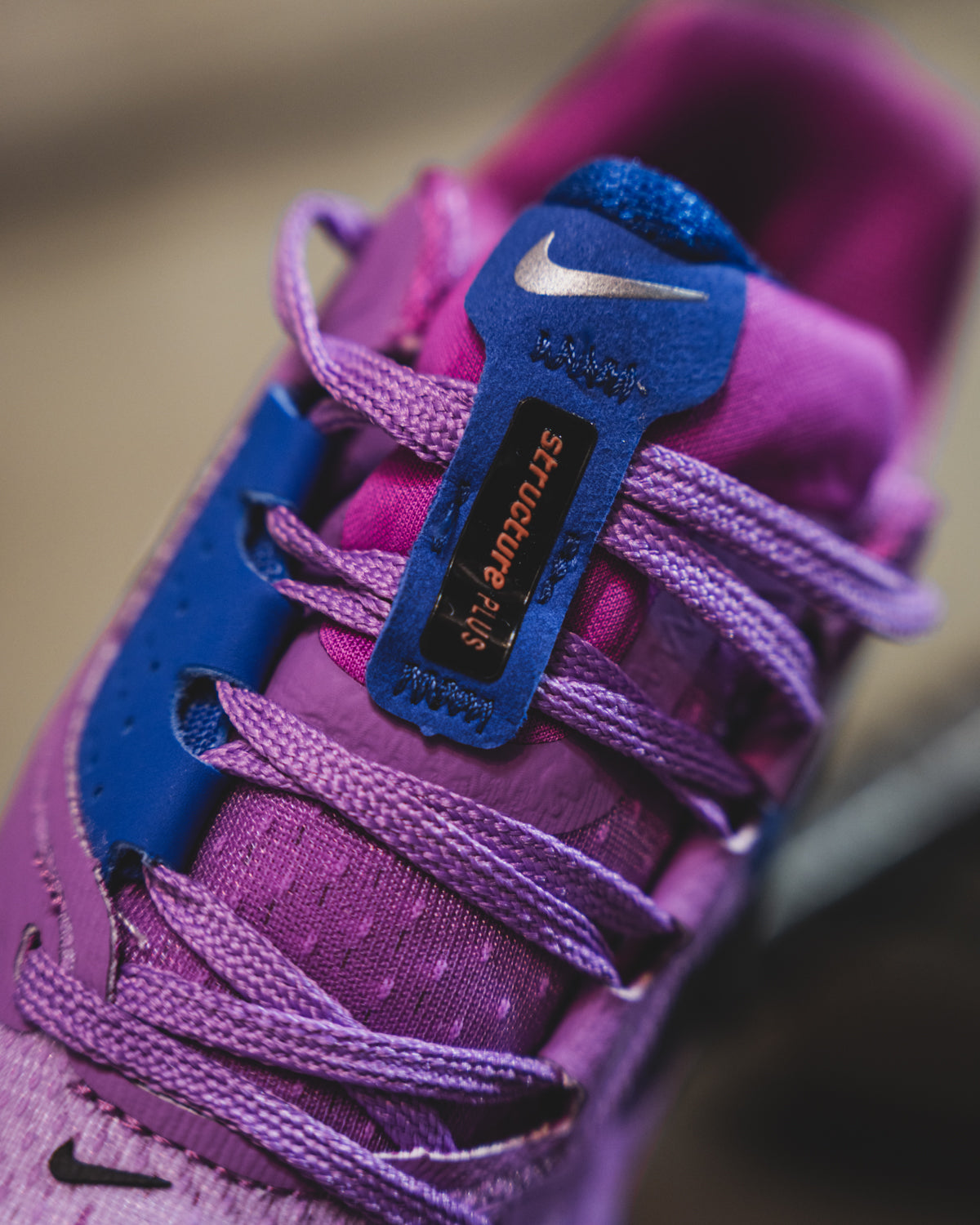 Nike Structure Plus