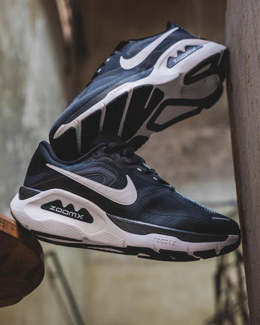 Nike Structure Plus