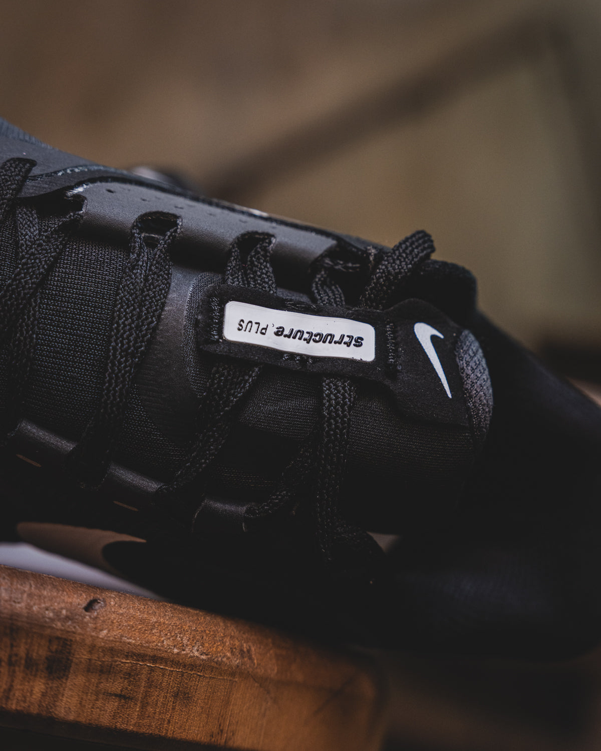 Nike Structure Plus
