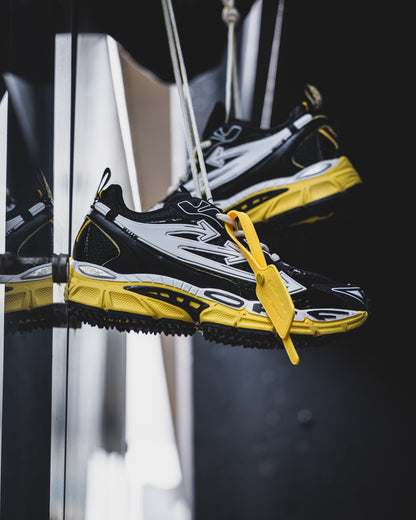 Off-White Be Right Back