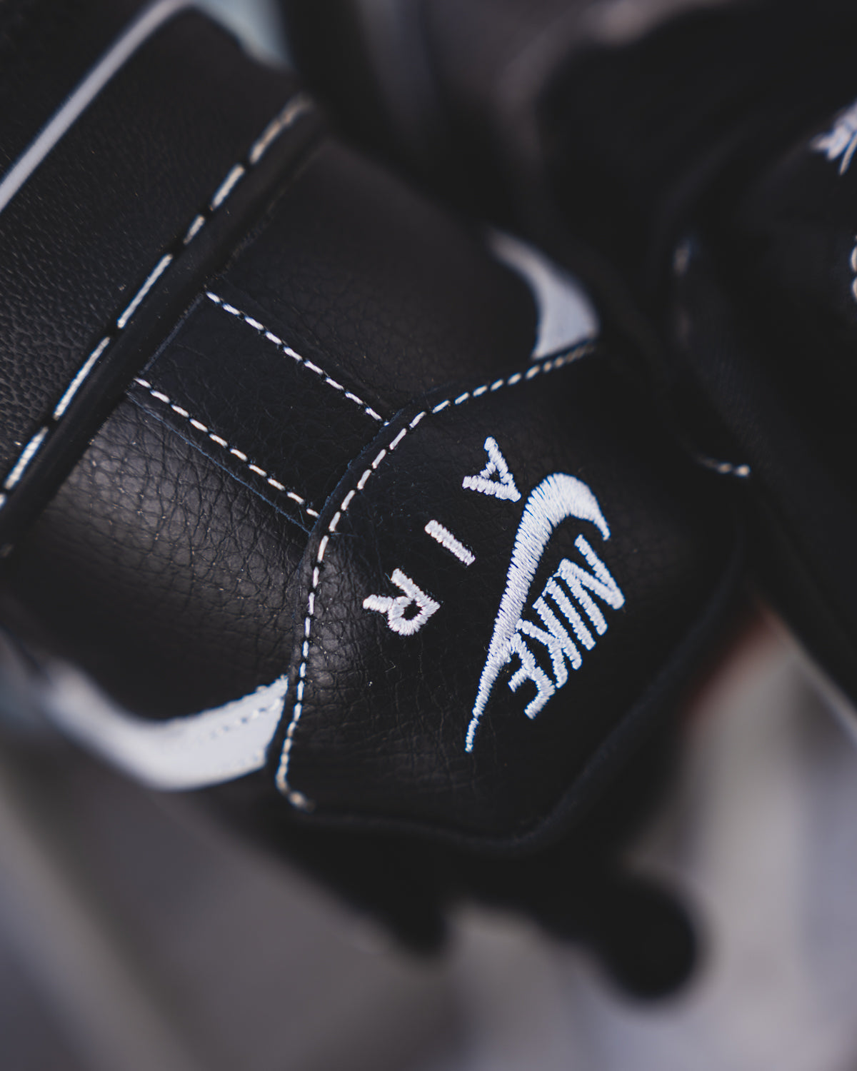 Nike Air Force 1 '07 LV8