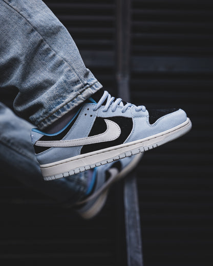 Nike SB Dunk Low Aluminum