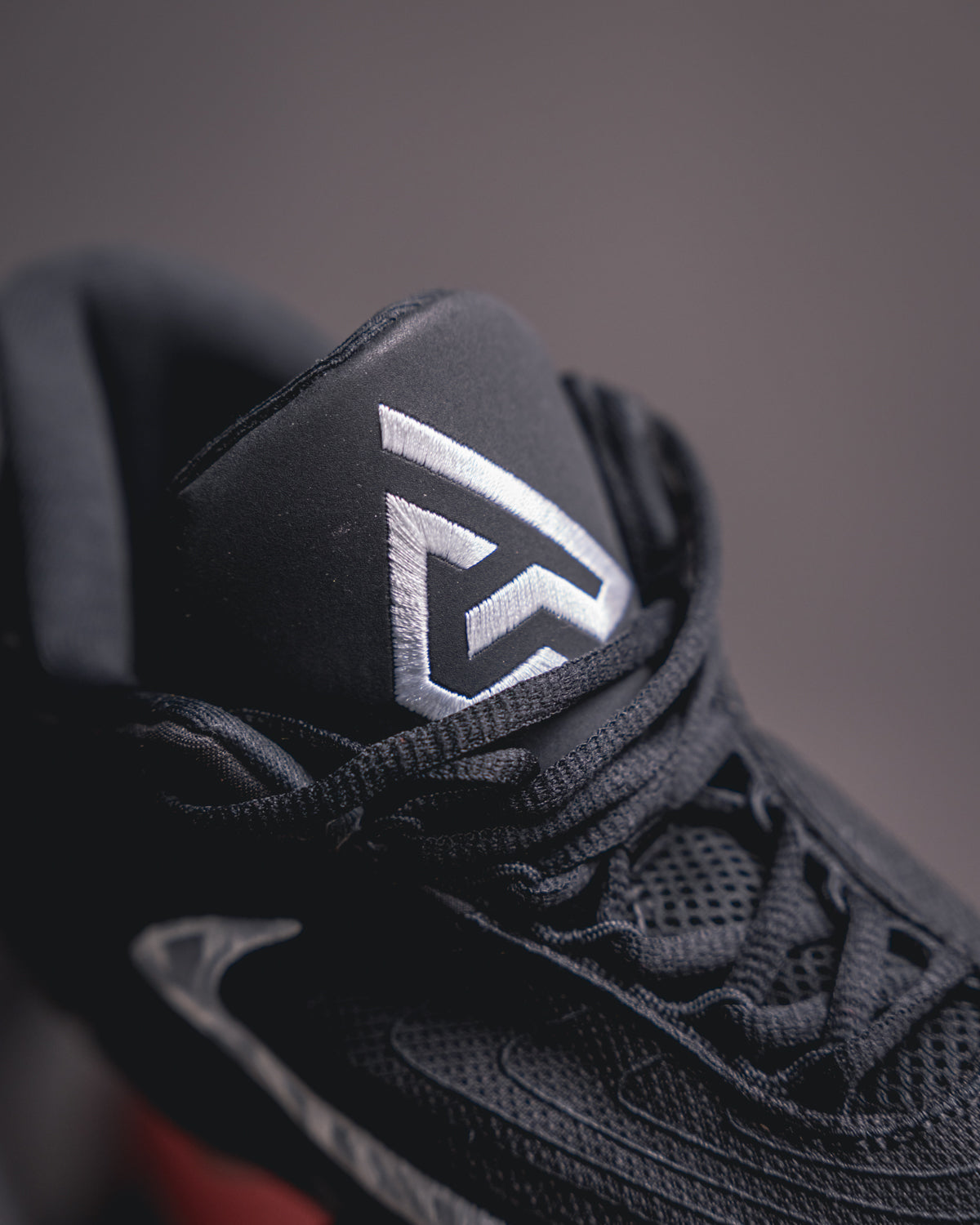 Nike Giannis Immortality 4
