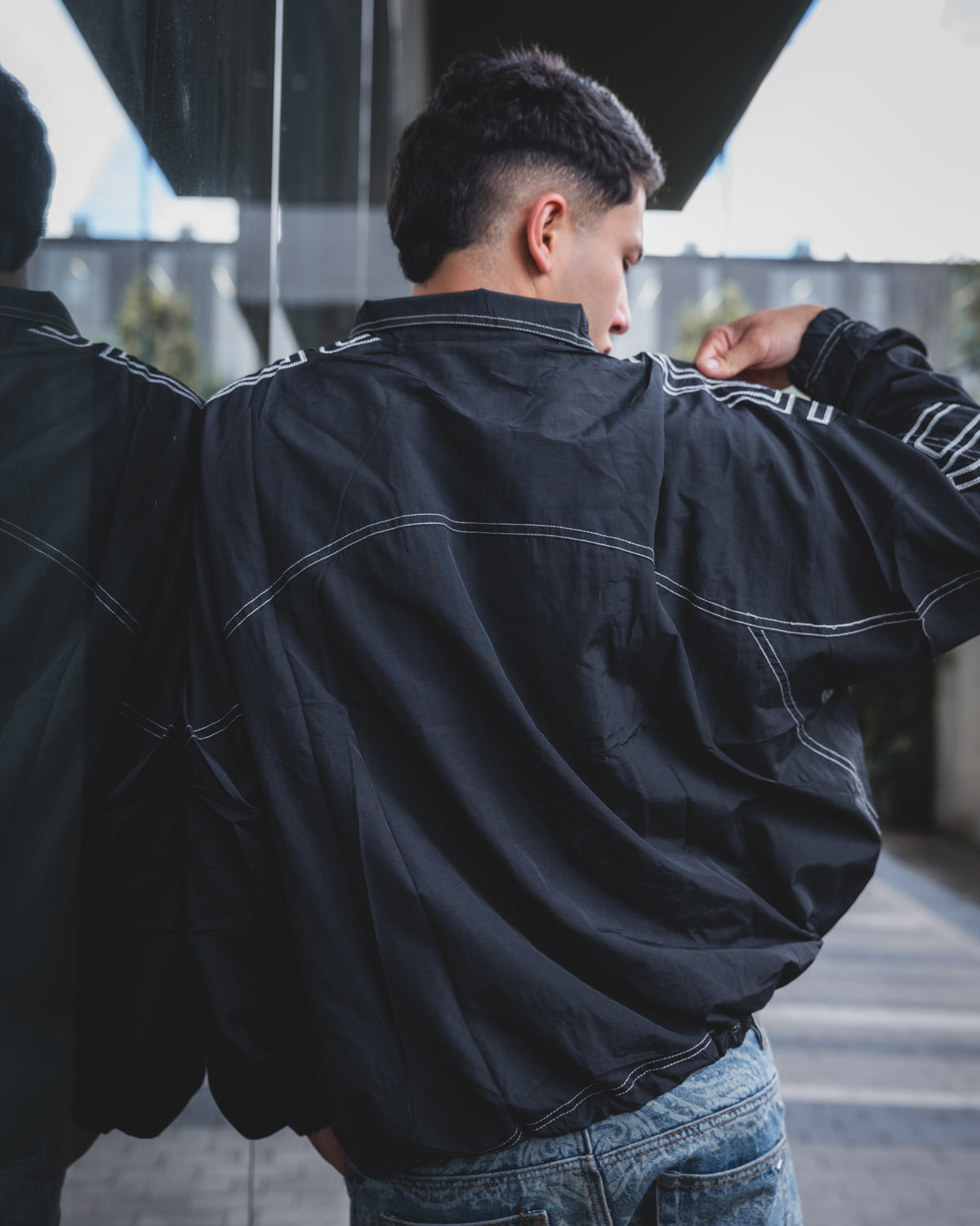 Chaqueta Supreme Black White