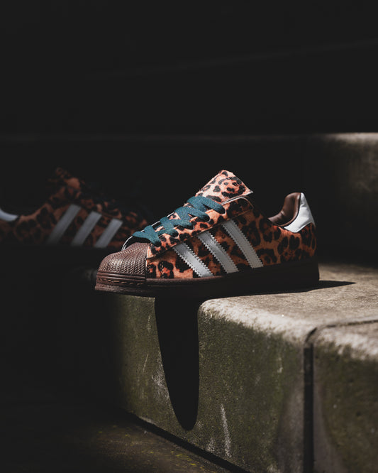 Adidas Superstar animal print green