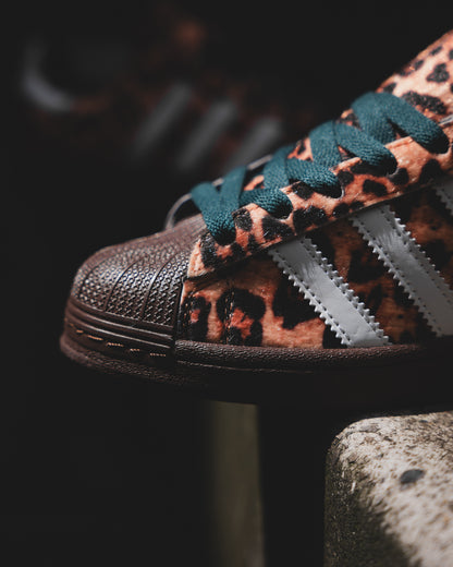 Adidas Superstar animal print green
