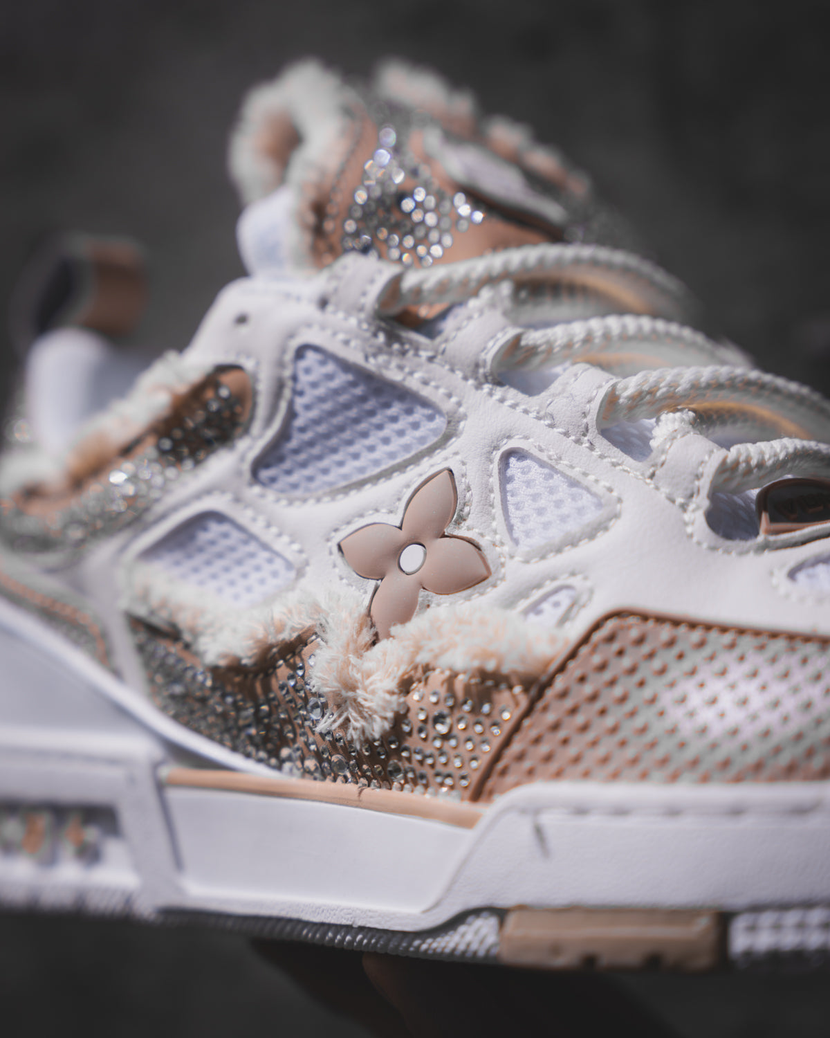 LV Skate Beige