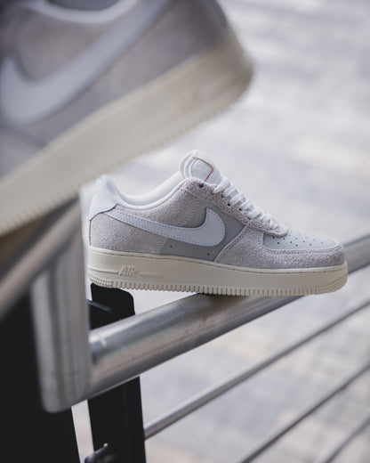 Nike Air Force 1 '07 LX