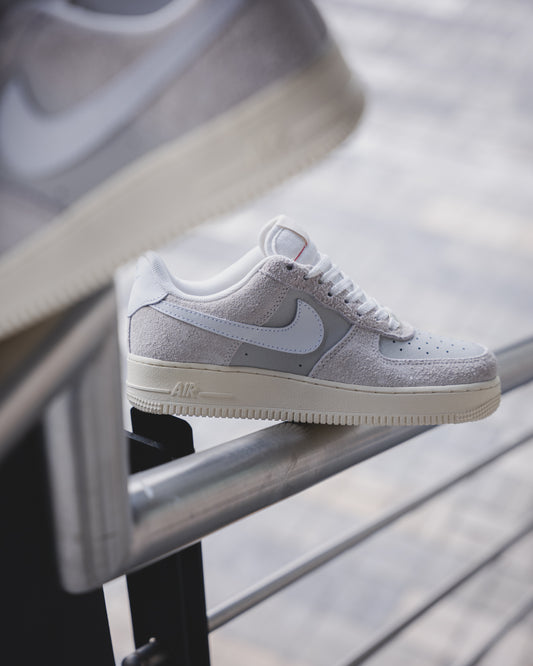 Nike Air Force 1 '07 LX