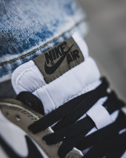 Jordan 1 Retro Low OG 'Medium Olive'