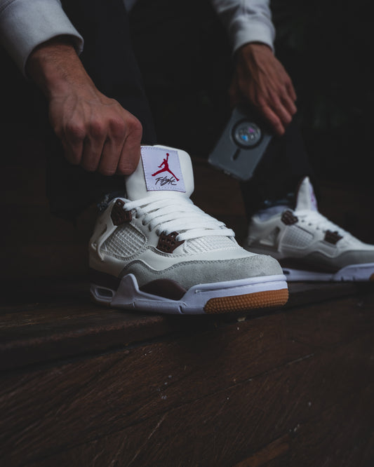 Nike Air Jordan 4 Retro