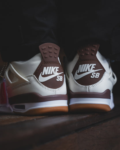 Nike Air Jordan 4 Retro