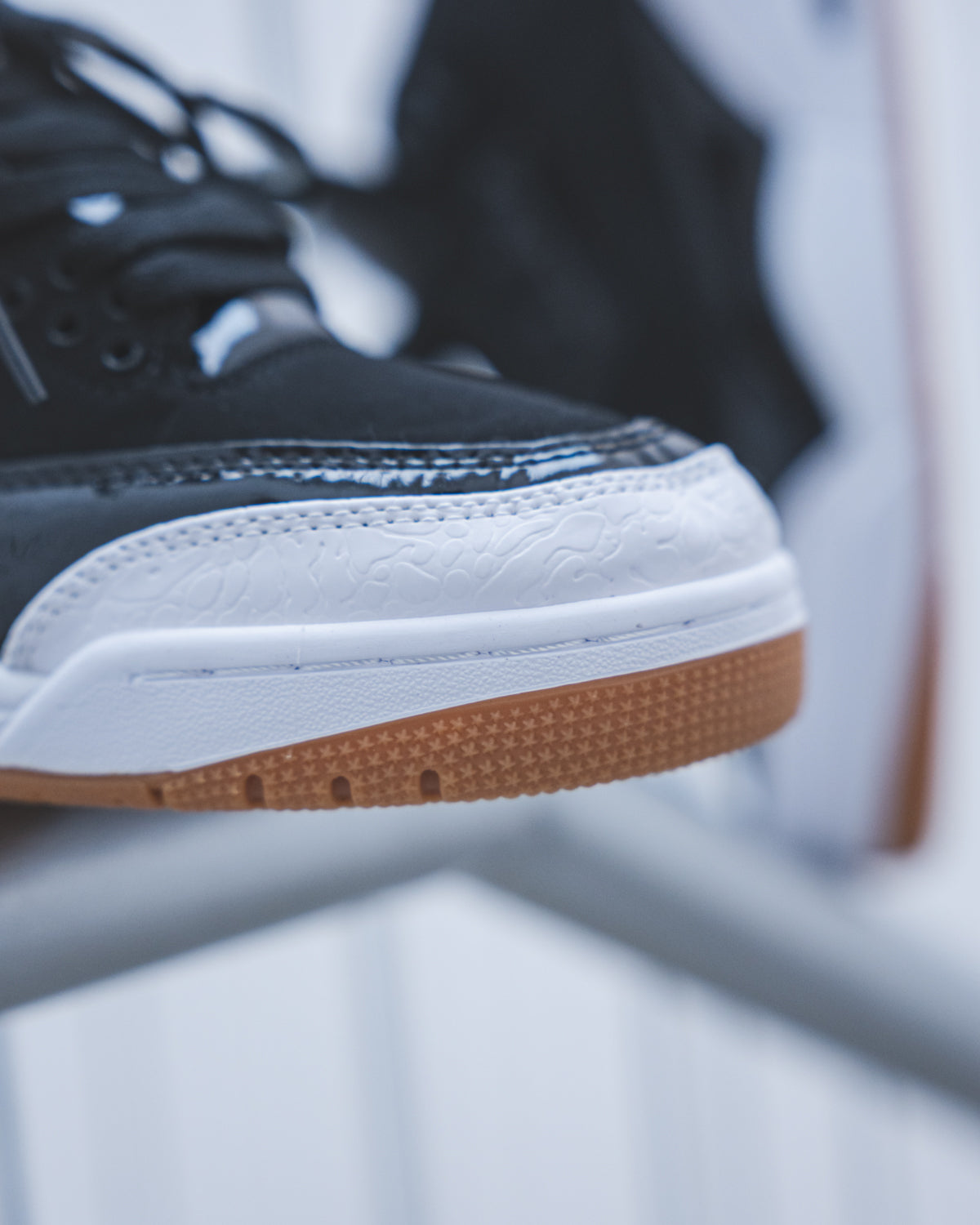 Jordan Retro 3 "Black White Gum"