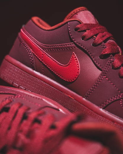 Nike Air Jordan 1 Low SE "Valentine's Day"