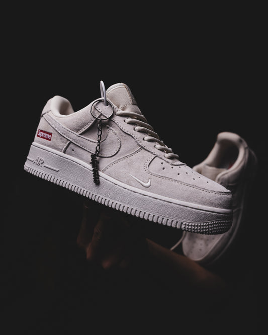 Nike Air Force 1 Low x Supreme Beige