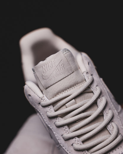 Nike Air Force 1 Low x Supreme Beige