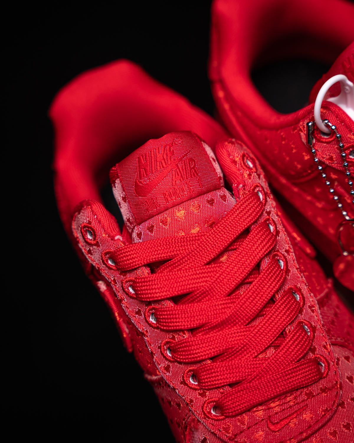 Nike Air Force 1 Low Valentine's Day "University Red"