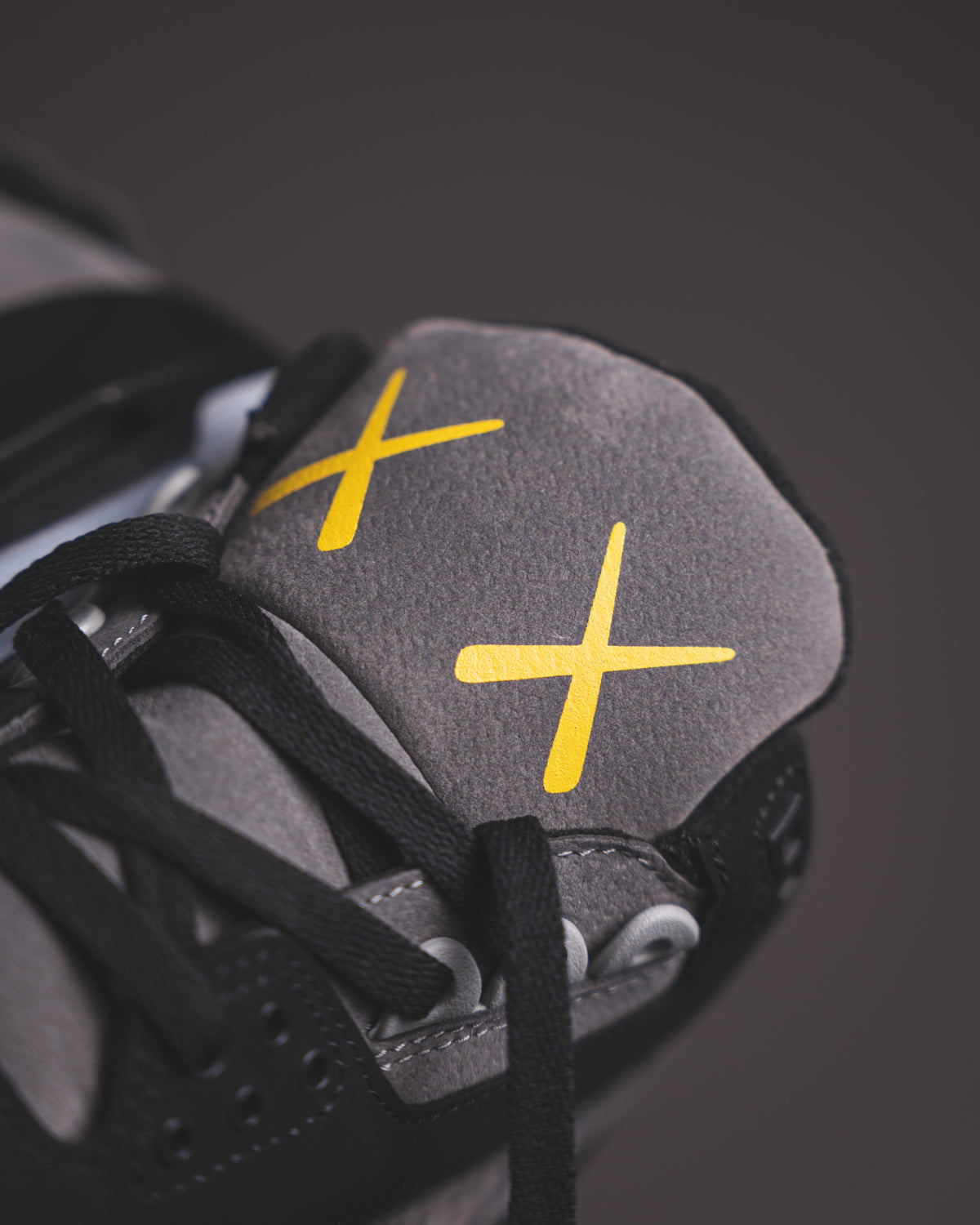 Air Jordan 3 KAWS