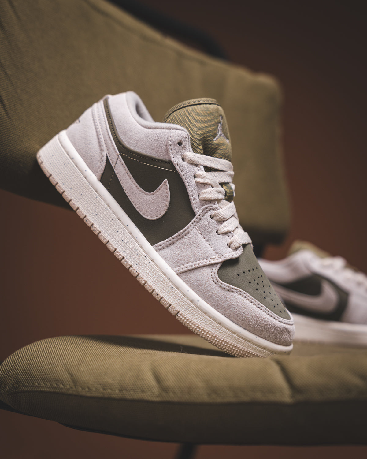 Nike Air Jordan 1 Low SE Olive