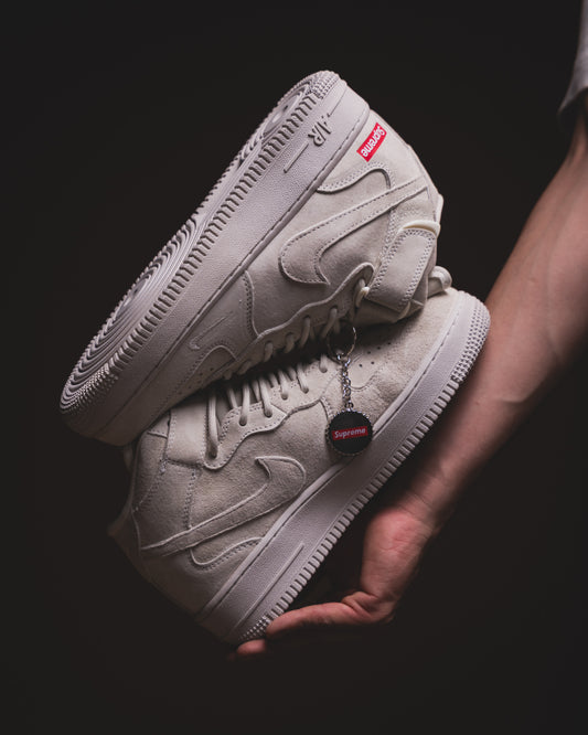 Nike Air Force 1 Low x Supreme Beige