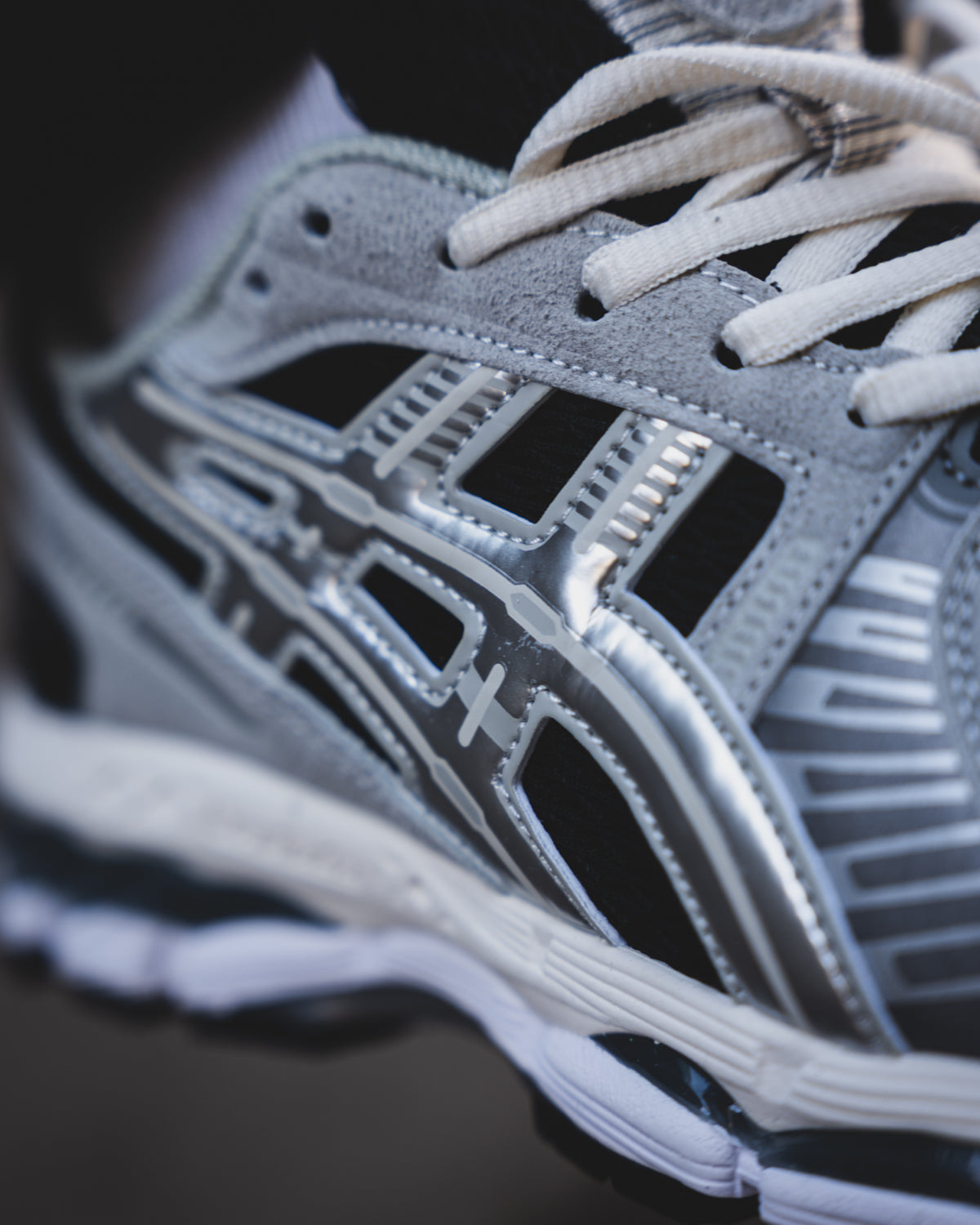 ASICS  "Kith - Peat Cream"