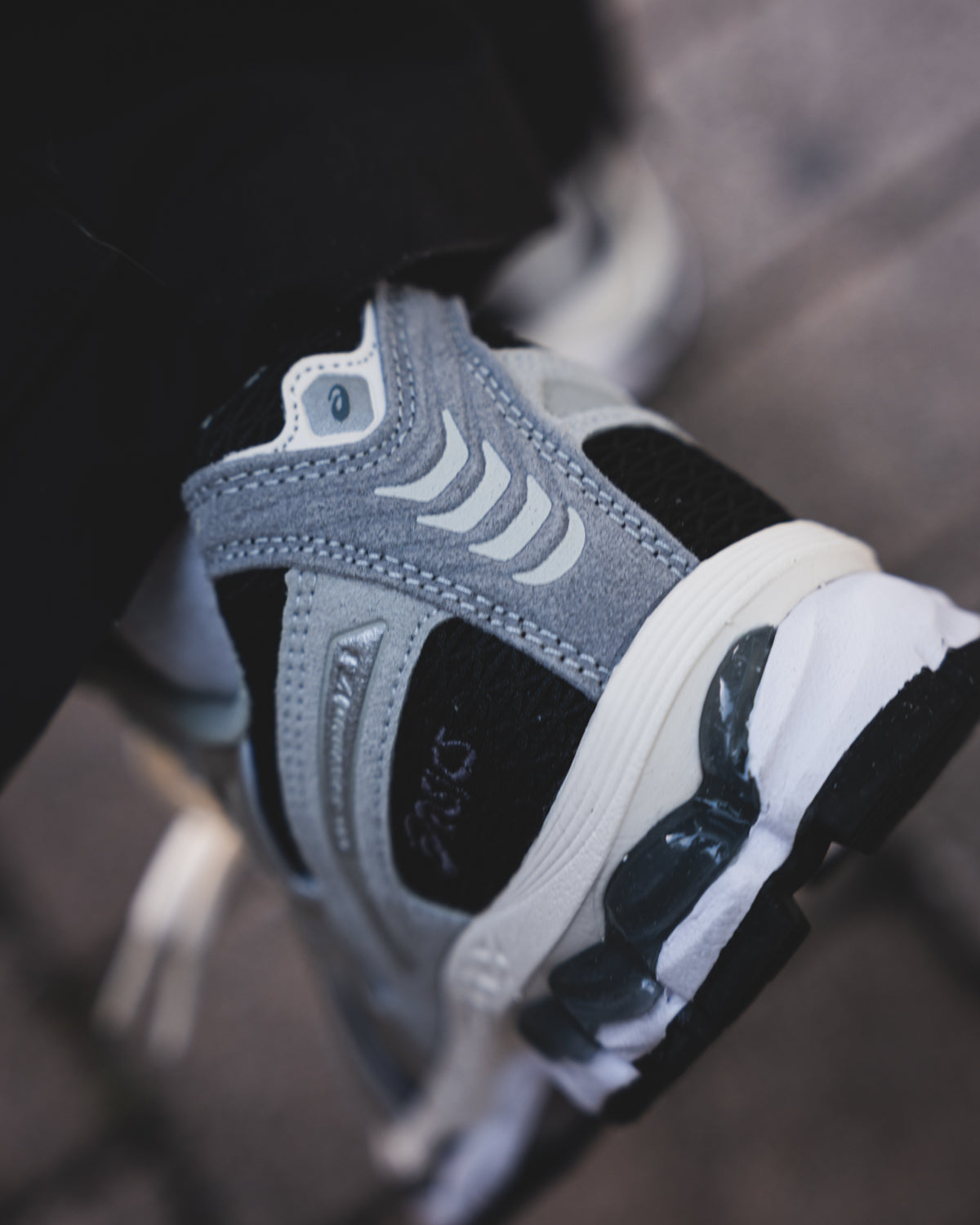 ASICS  "Kith - Peat Cream"