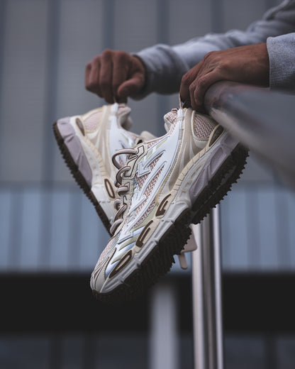 Off-White Be Right Back