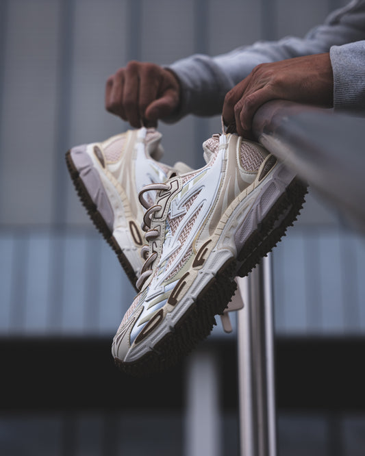 Off-White Be Right Back