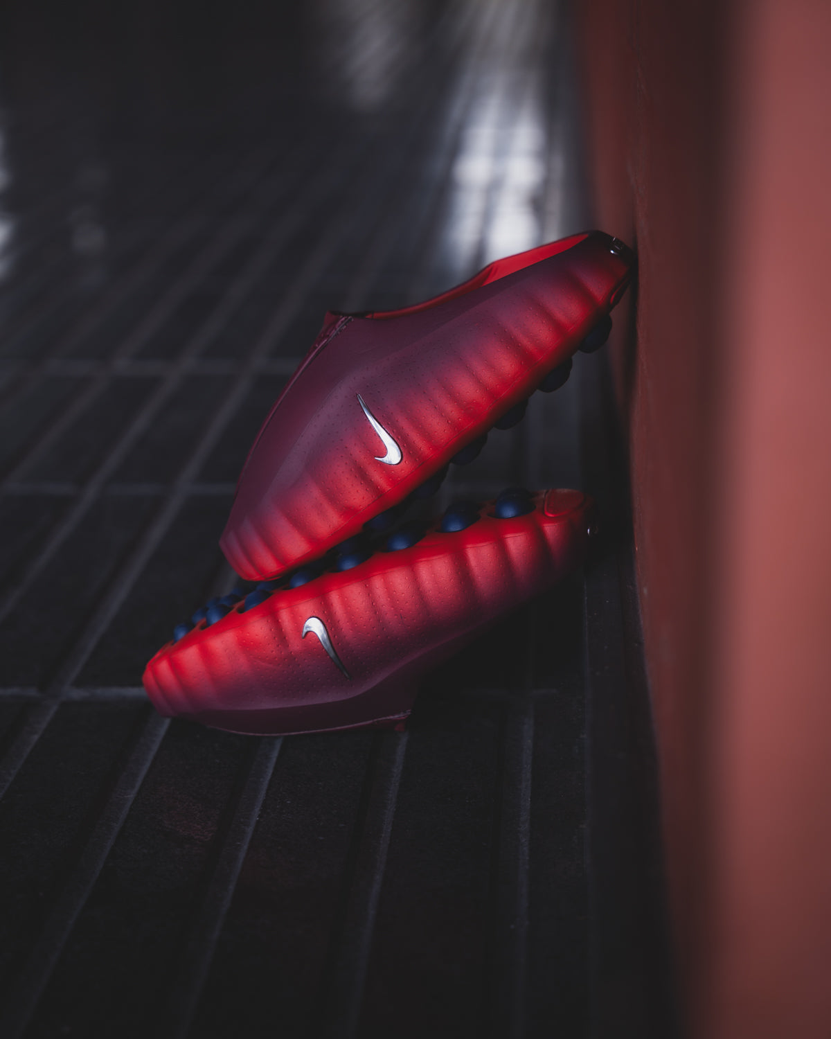 Nike Mind 001 red wine