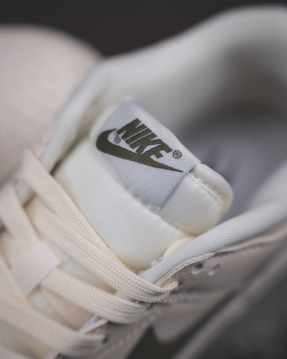 Nike Dunk Low SB Beige/Green Olive