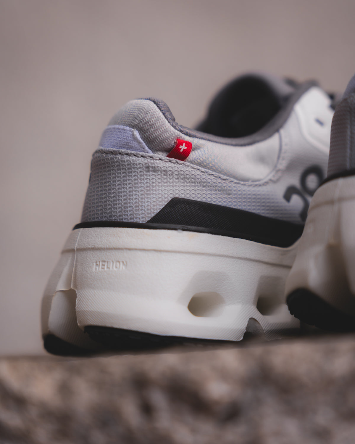 On Cloudrunner 2 Grey