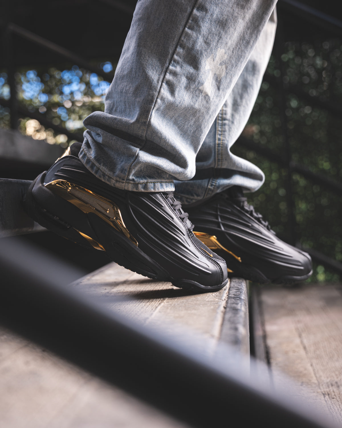 Nike Air Max Ultra Black/Golden