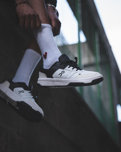 On The Roger Clubhouse White/Black
