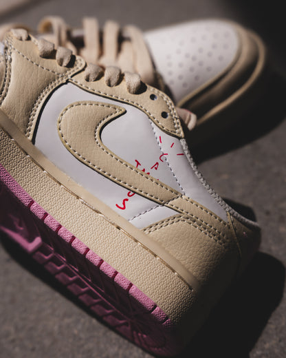 Air Jordan 1 Retro Low OG SP x Travis Scott "Shy Pink"