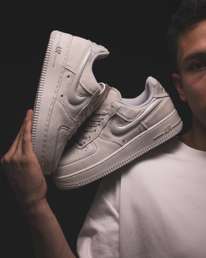 Nike Air Force 1 '07 Grey