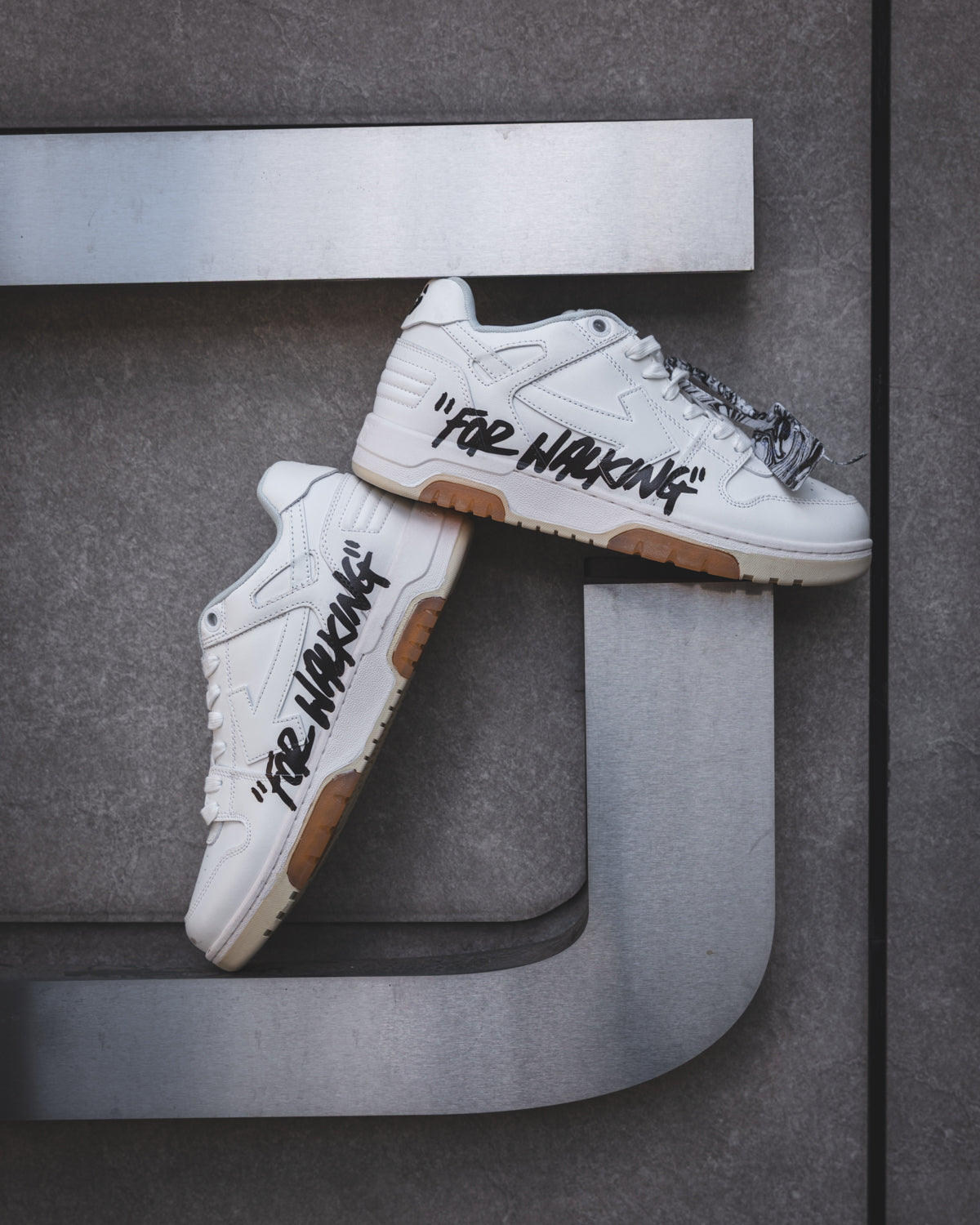 Off-White Out Of Office FOR WALKING White /Black