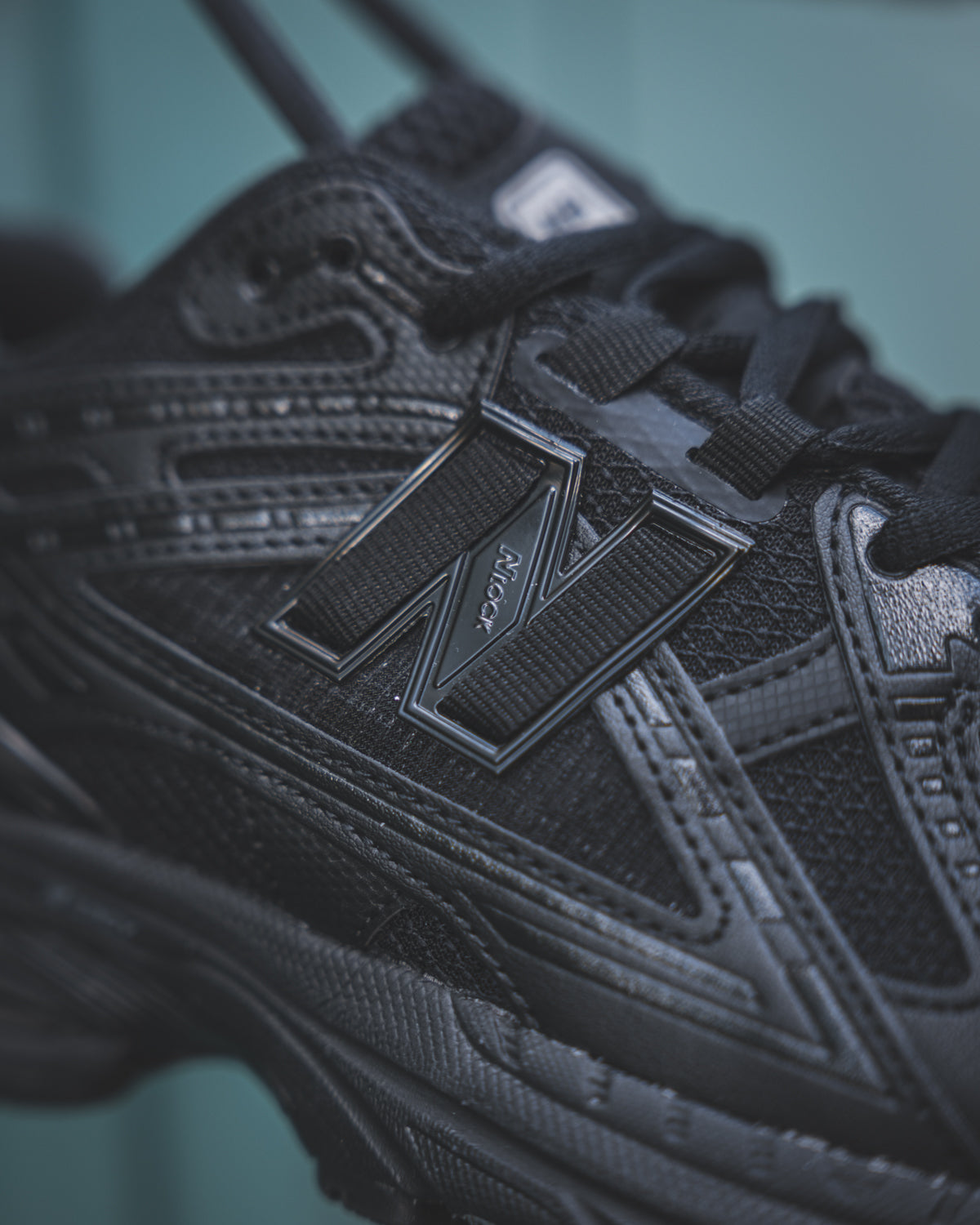 New Balance 1906U Black
