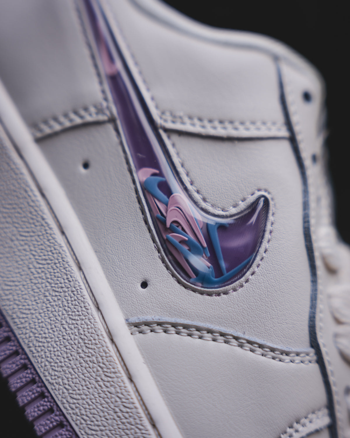 Nike Air Force 1 LV8 3 Lila